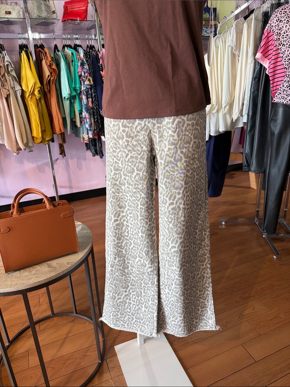Wide-Leg Animal Print Pants - Beige